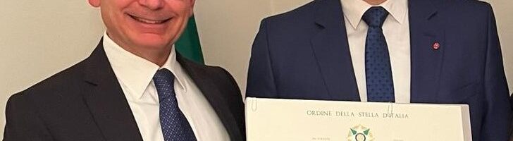 Consegna dell’onorificenza di Cavaliere dell’Ordine della Stella d’Italia al Presidente del Comitato, Adnan Mehmedovic